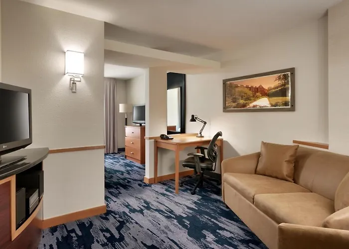 Fairfield & By Marriott Hotel Tallahassee