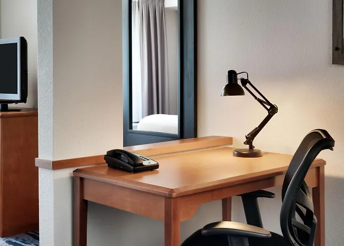 Hotel Fairfield & By Marriott 3*