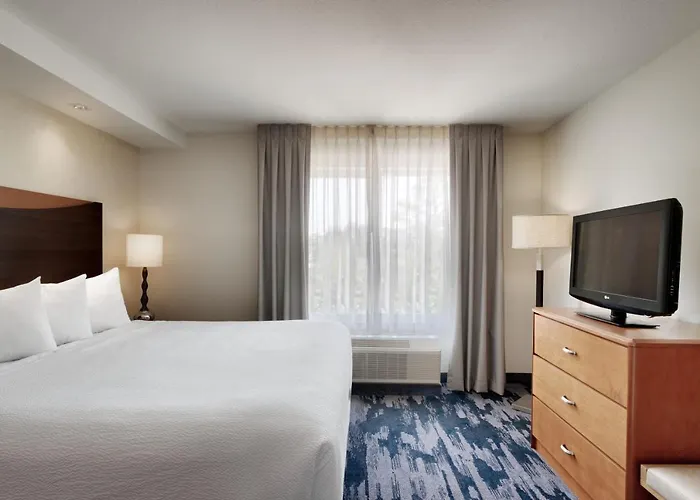 Fairfield & By Marriott Hotel 3*