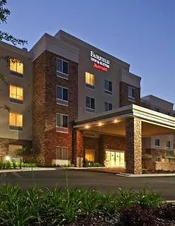 Hotel Fairfield By Marriott &