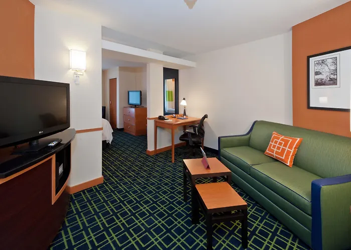 Hotel Fairfield & By Marriott Tallahassee