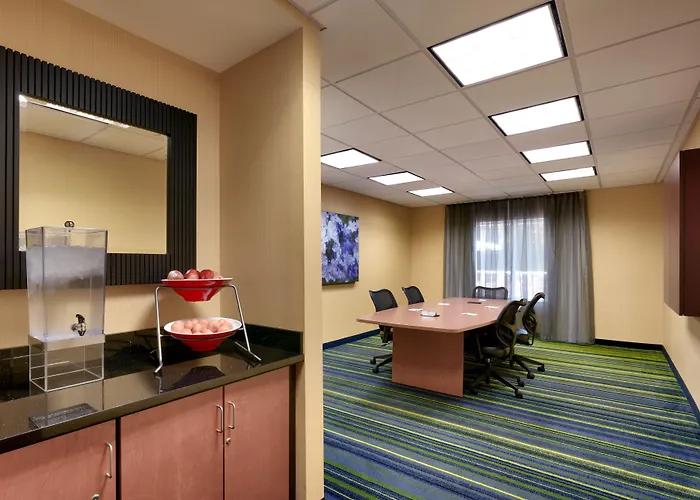 Fairfield & By Marriott 3*