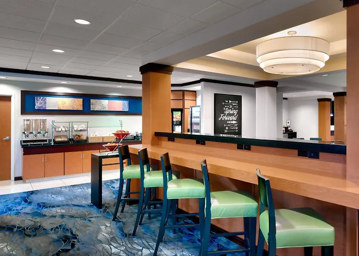 Hotel Fairfield & By Marriott Tallahassee