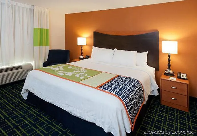Fairfield By Marriott & Hotel