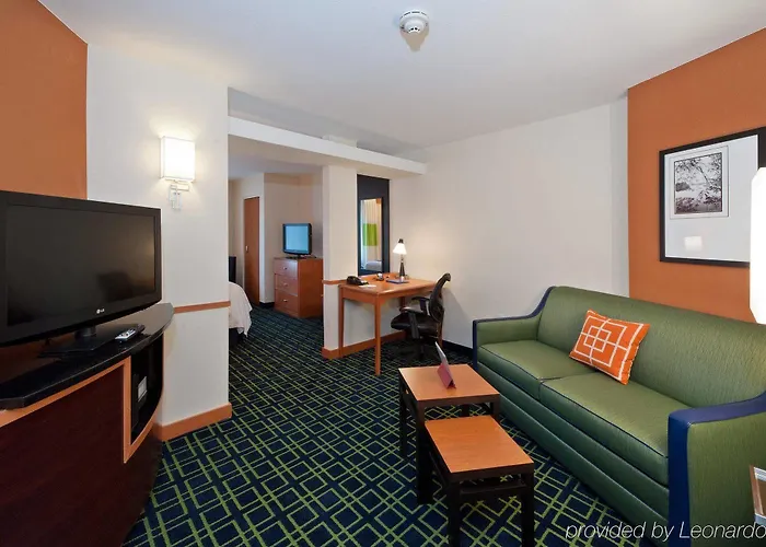 Fairfield & By Marriott